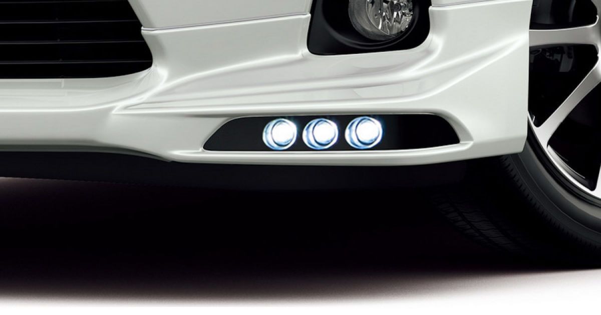 Хетчбек Toyota Prius стал спортсменом_6