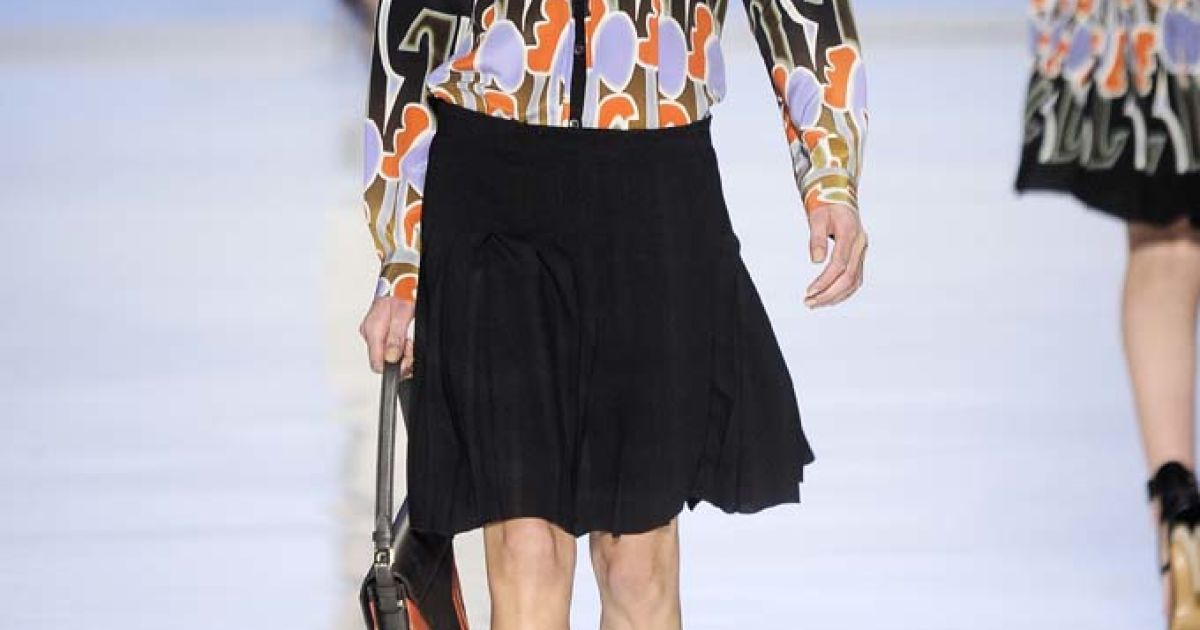Etro прет-а-порте весна-лето 2012 / © EastNews