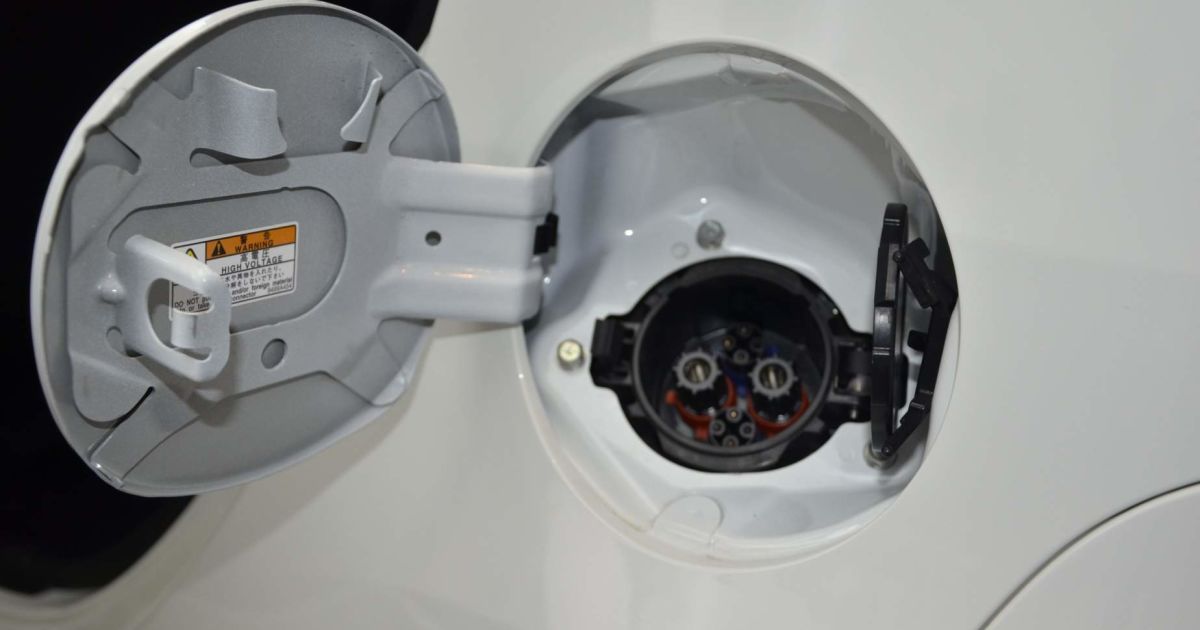 В Украине протестируют 10 электромобилей i-MiEV_8