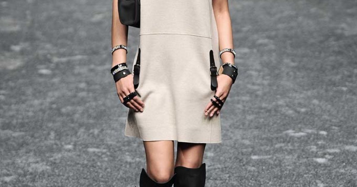 Blumarine прет-а-порте осень-зима 2011-2012 / © EastNews
