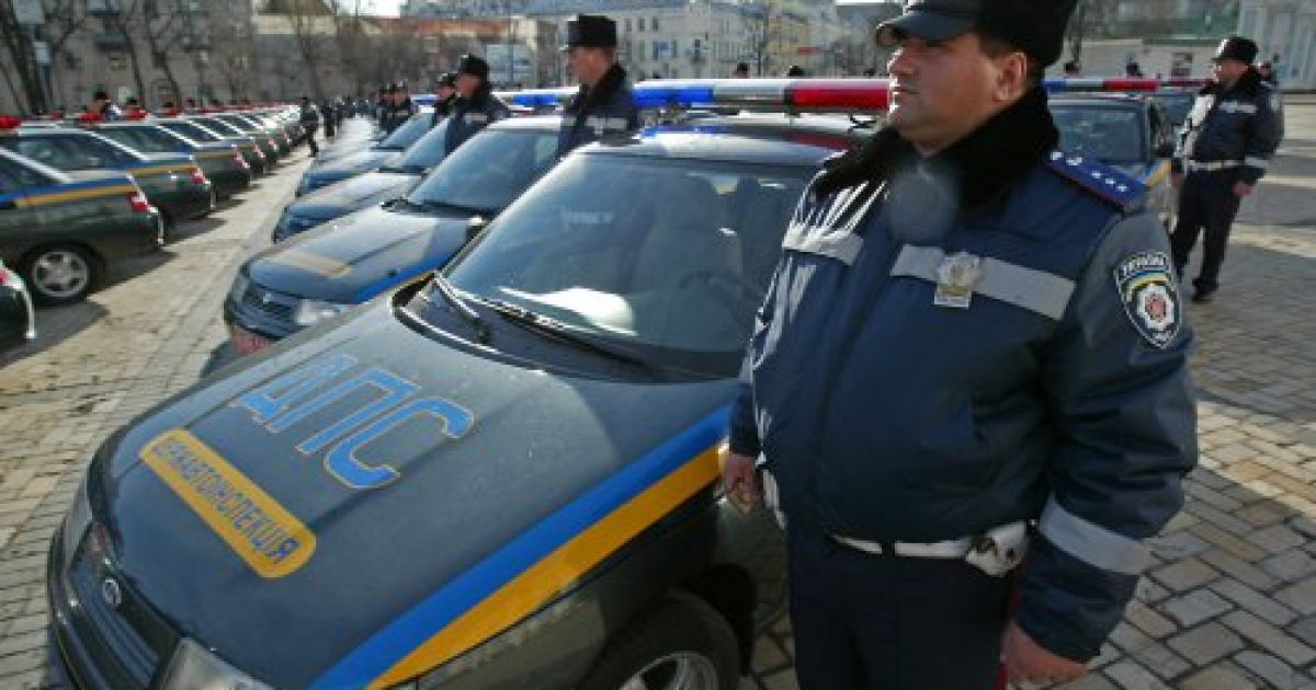 Министр МВД пообещал уменьшить количество гаишников на дорогах