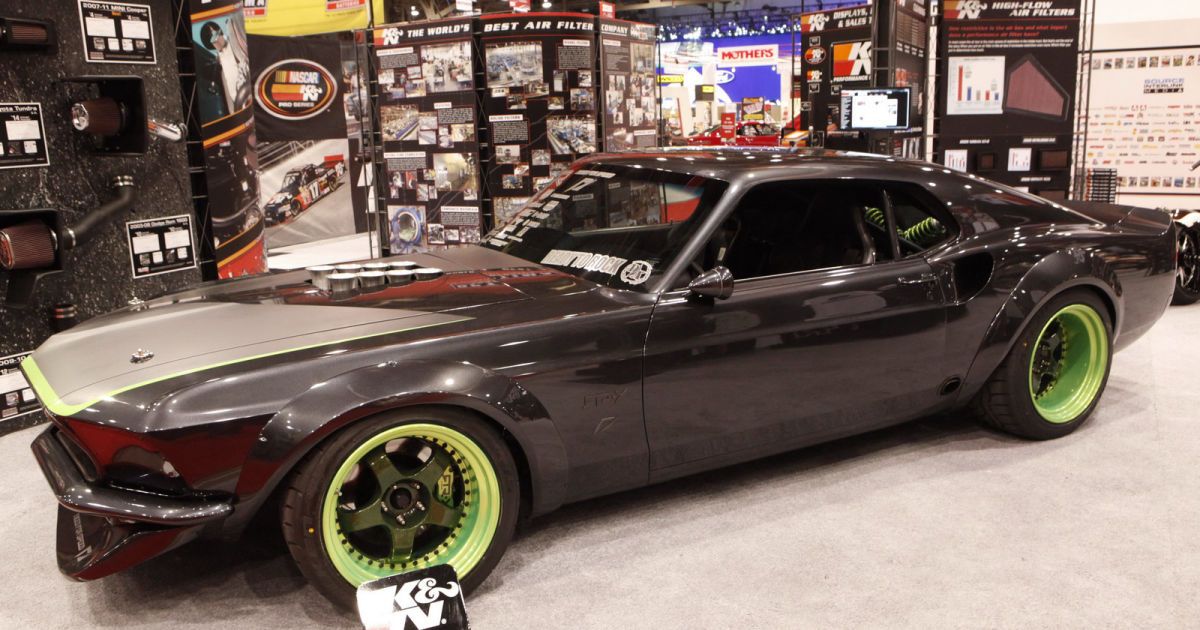 Тюнинг-шоу SEMA-2011 в Лас-Вегасе посетили 50 тыс. зрителей_20