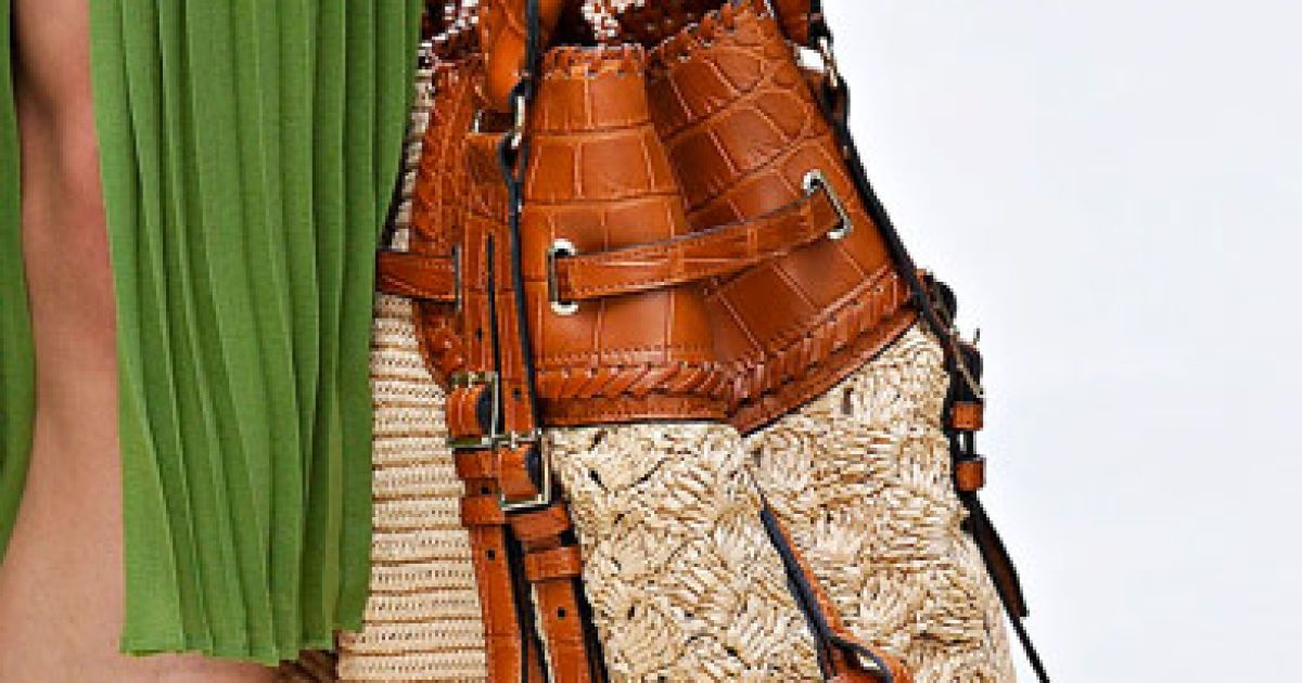 Burberry_10 / © ispiednews.net