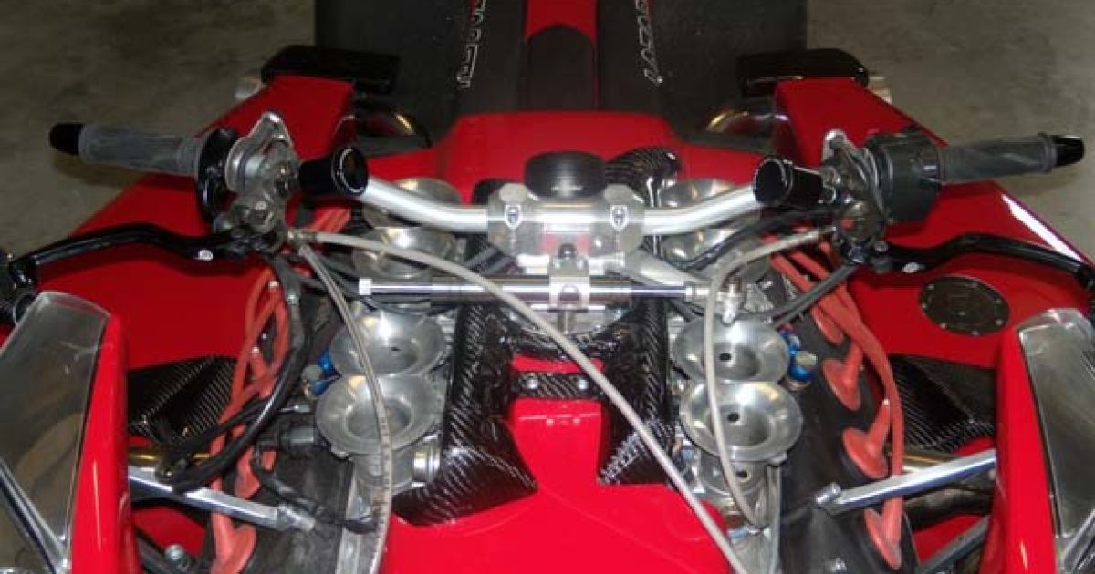 Wazuma V8 Ferrari_4