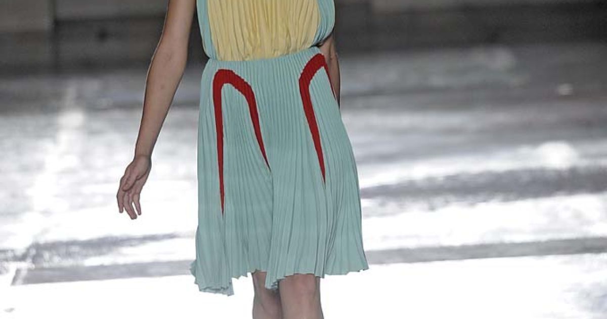 Prada прет-а-порте весна-лето 2012