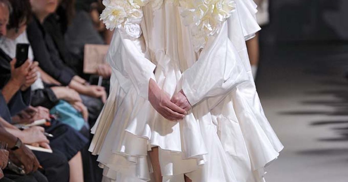 Comme des Garcons прет-а-порте весна-лето 2012 / © EastNews