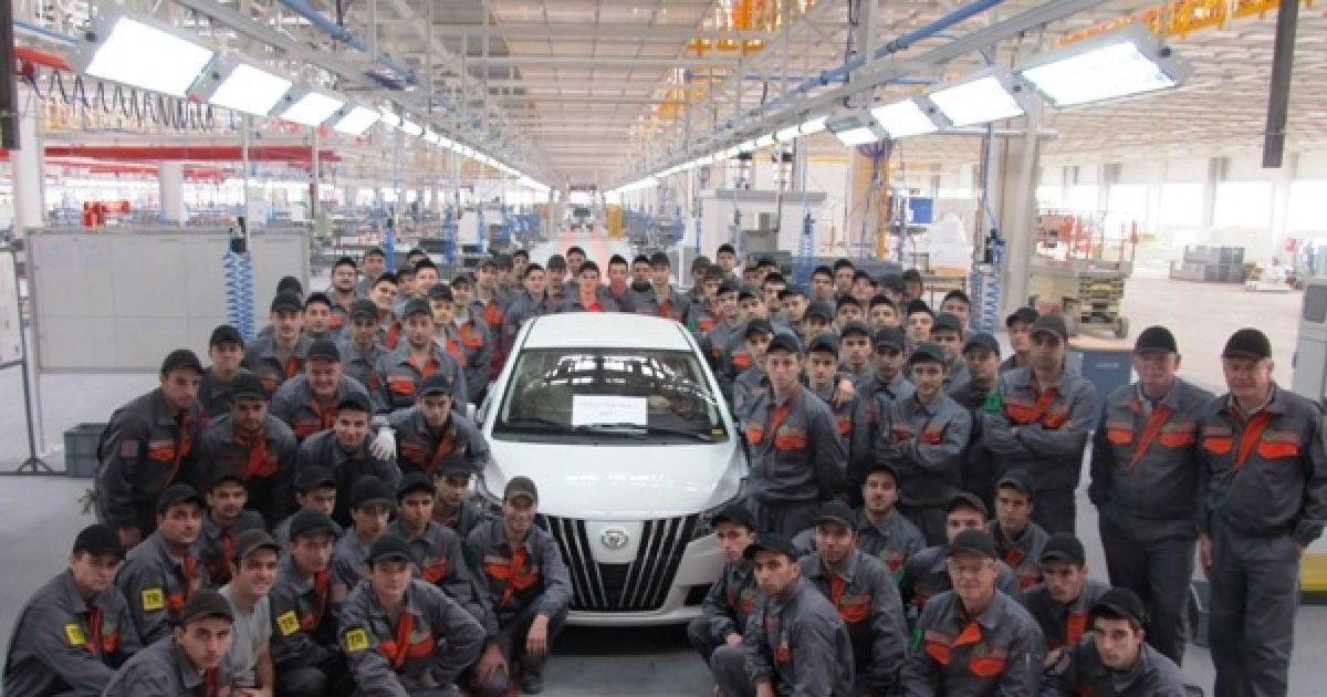 Первый Voleex C10, собранный в Болгарии