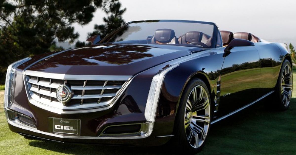 Cadillac взмыл в небо