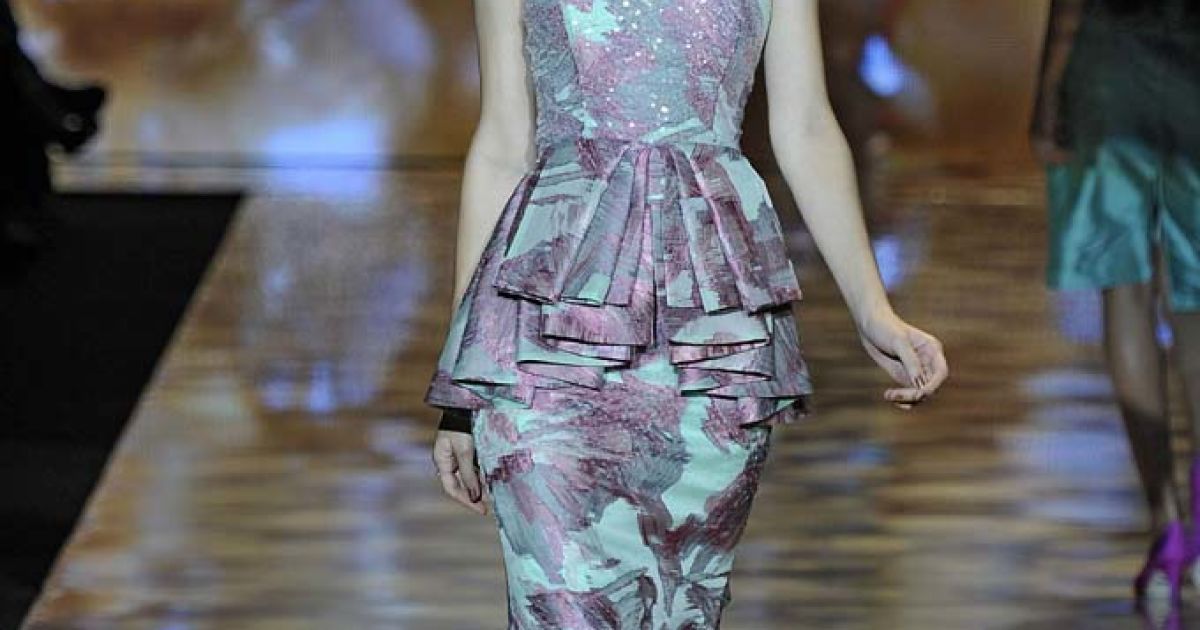Badgley Mischka рет-а-порте весна-лето 2012 / © EastNews