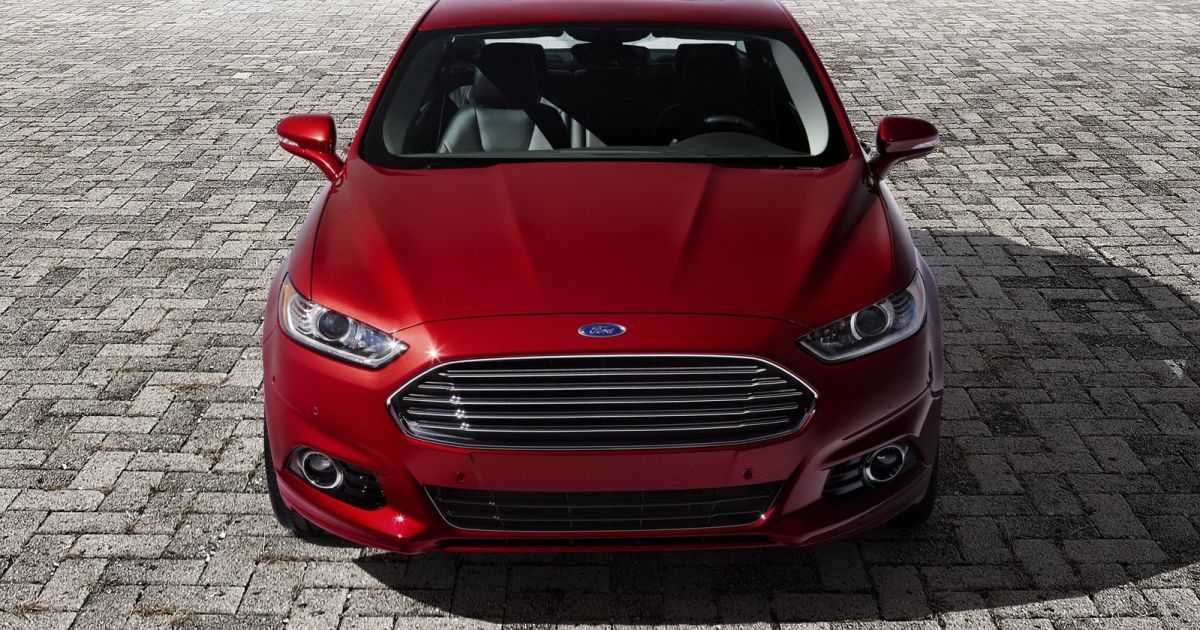 2013 Ford Mondeo Sedan_20