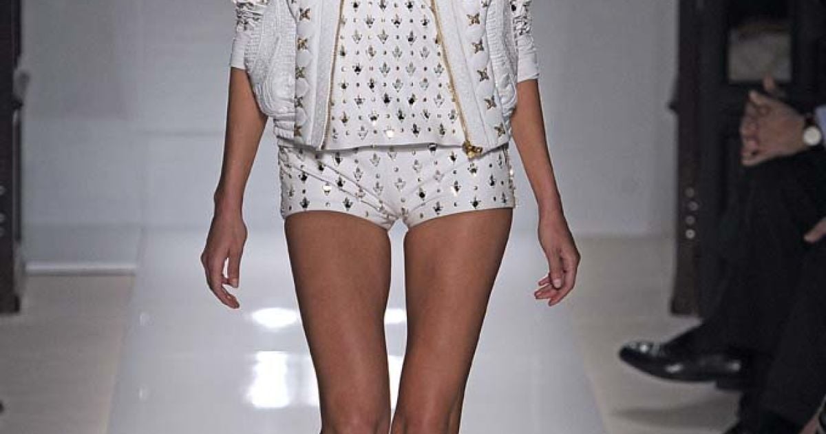 Balmain прет-а-порте весна-лето 2012 / © EastNews