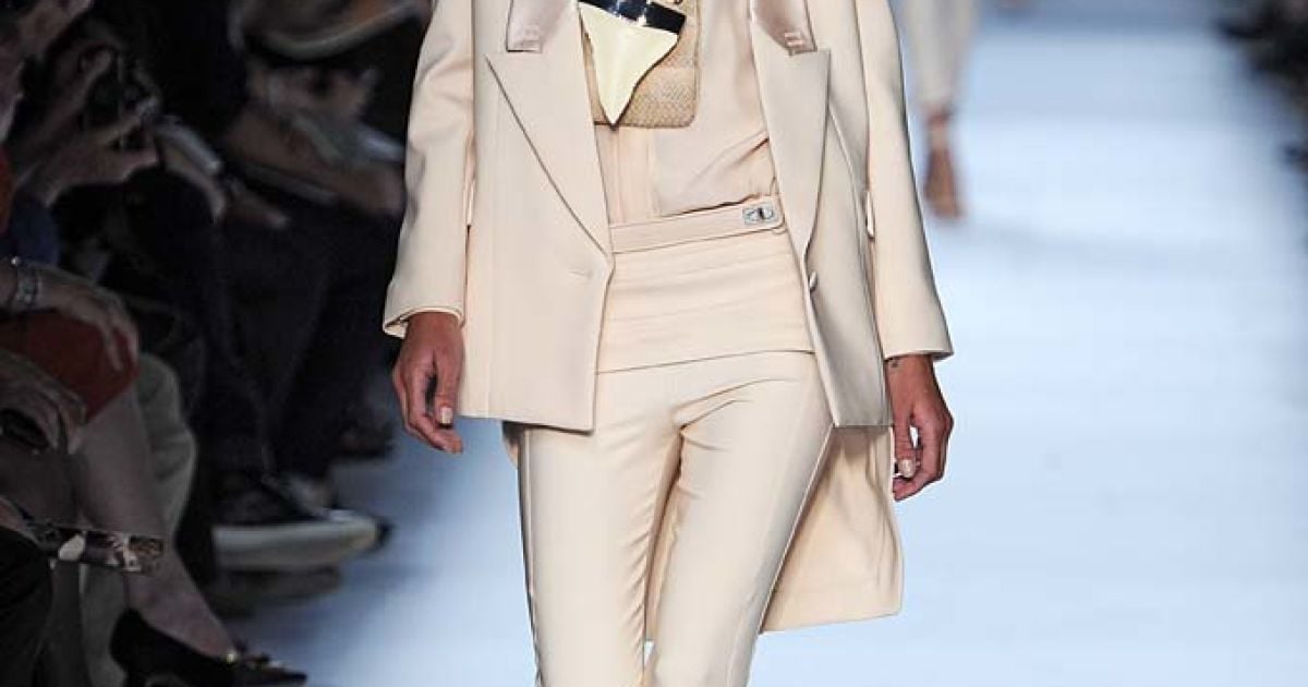 Givenchy прет-а-порте весна-лето 2012 / © EastNews