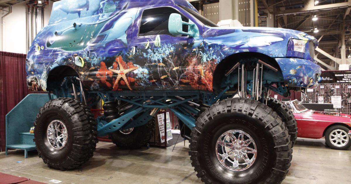 Тюнинг-шоу SEMA-2011 в Лас-Вегасе посетили 50 тыс. зрителей_21