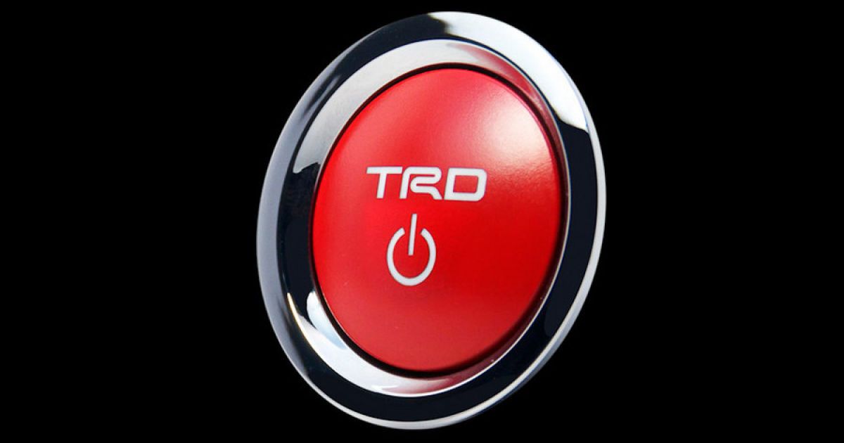 Хетчбек Toyota Prius стал спортсменом_3
