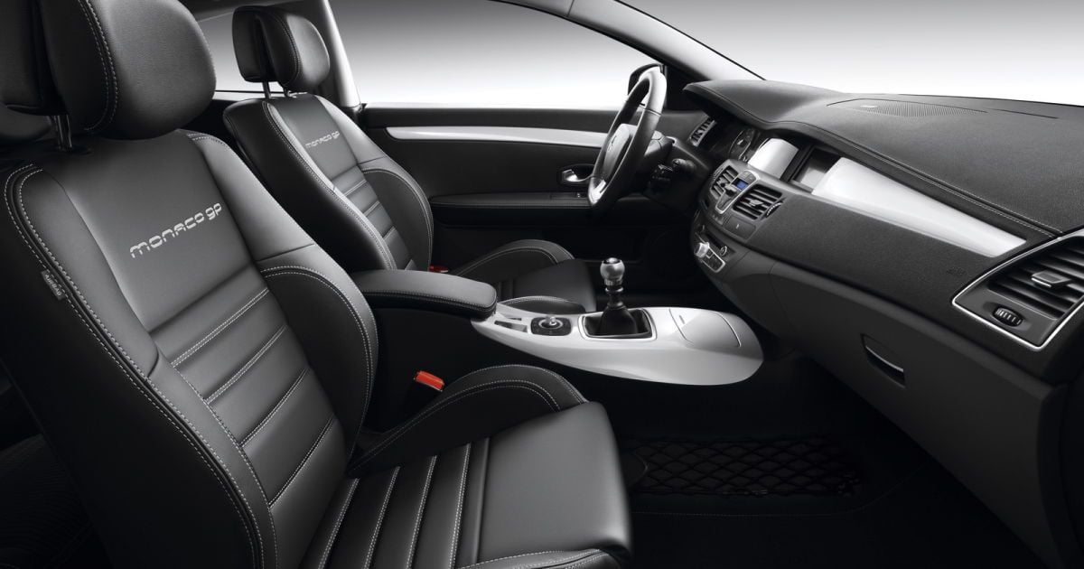 2012 Renault Laguna_7