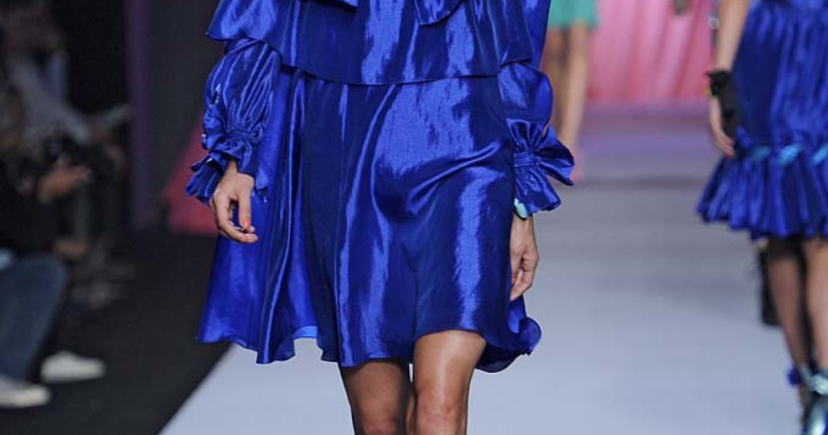 Viktor and Rolf прет-а-порте весна-лето 2012 / © EastNews
