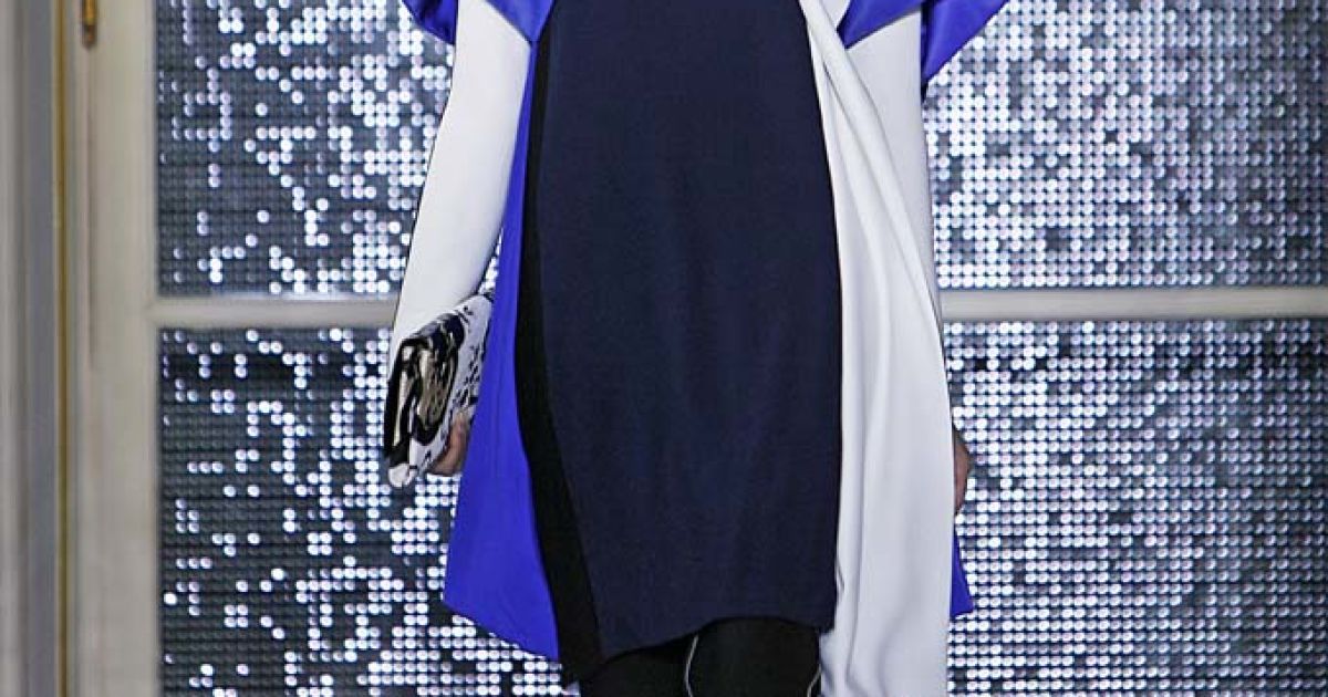 Balenciaga прет-а-порте осень-зима 2011-2012 / © EastNews
