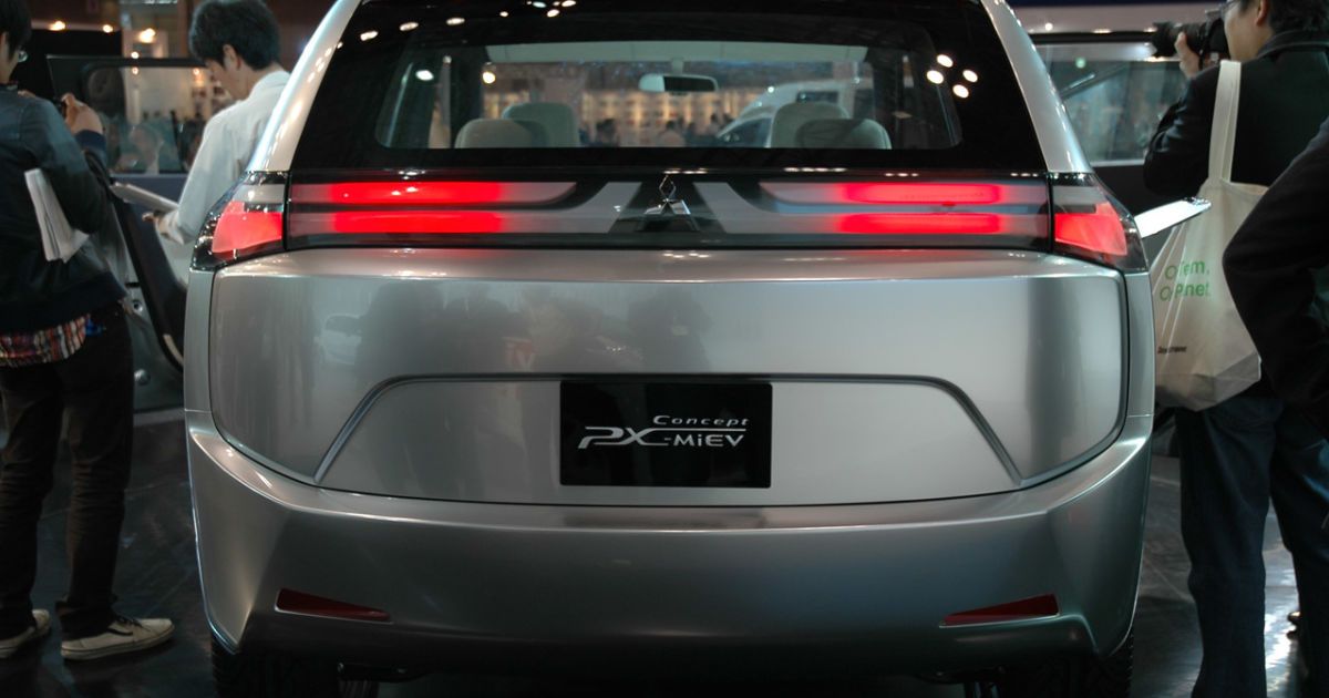 Mitsubishi Concept PX-MiEV II_11
