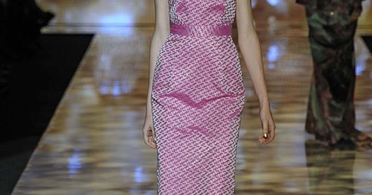 Badgley Mischka прет-а-порте весна-лето 2012 / © EastNews
