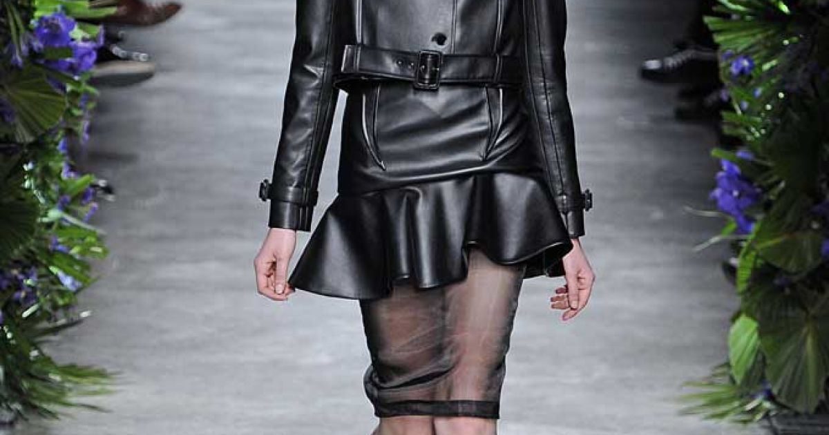 Givenchy прет-а-порте осень-зима 2011-2012 / © EastNews