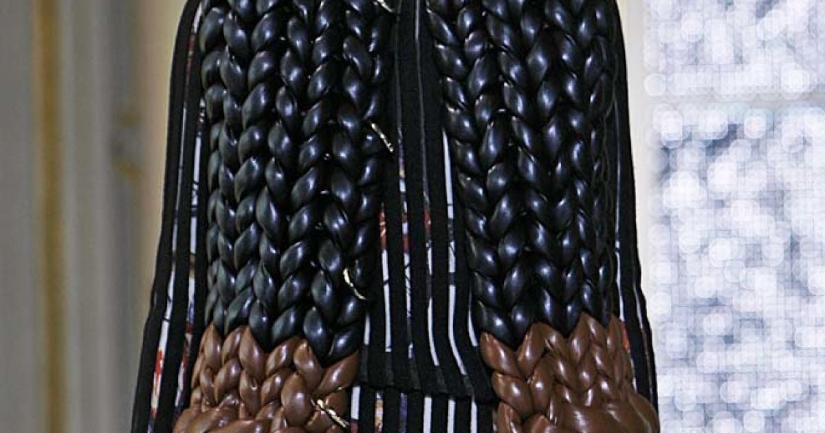 Balenciaga прет-а-порте осень-зима 2011-2012 / © EastNews
