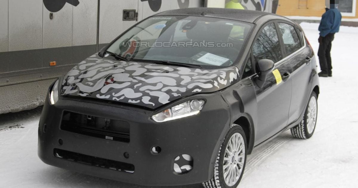Ford испытывает обновленный Fiesta