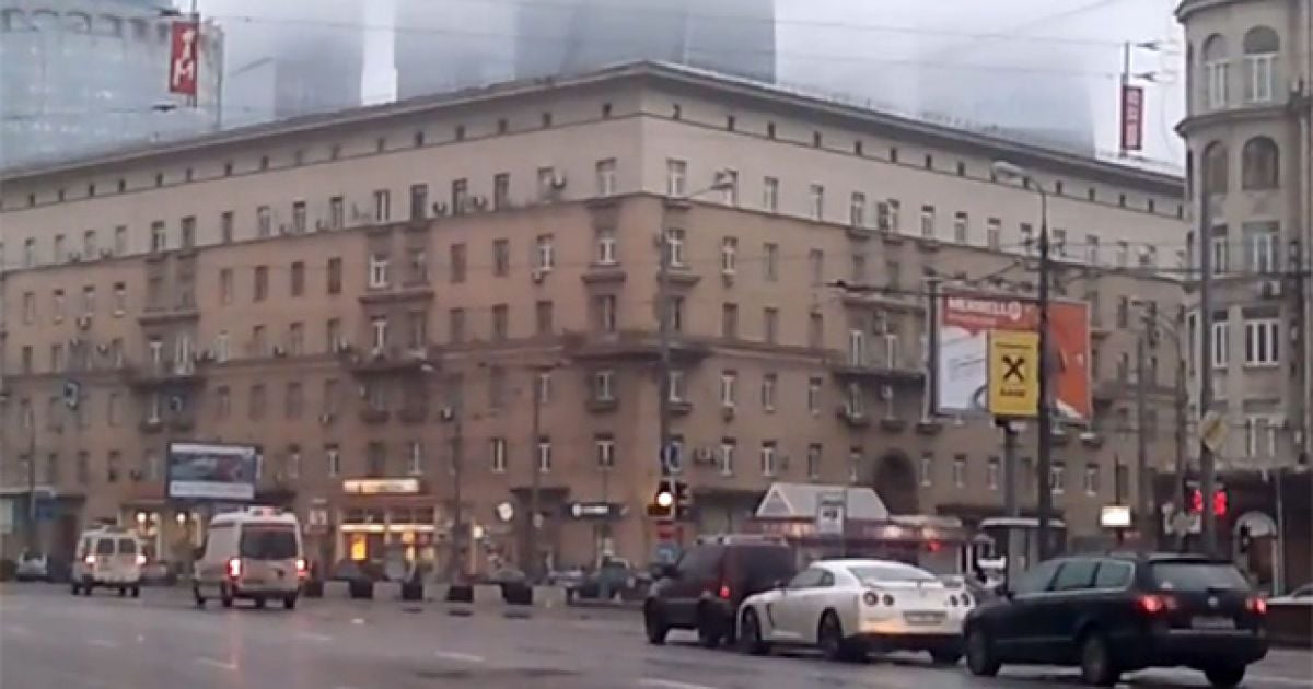 Кареты "скорой" в Москве снова пропускали кортеж Путина