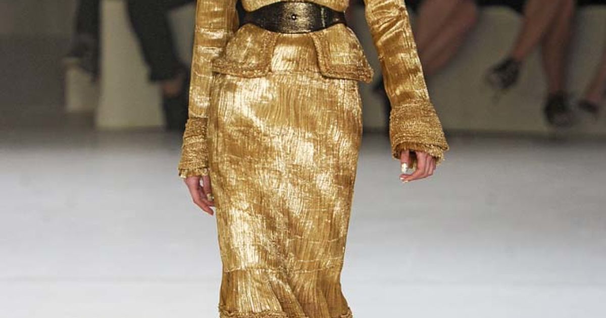 Alexander McQueen прет-а-порте весна-лето 2012 / © EastNews