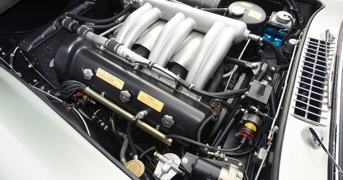 Mercedes 1955 года продан за $ 4,2 млн_4