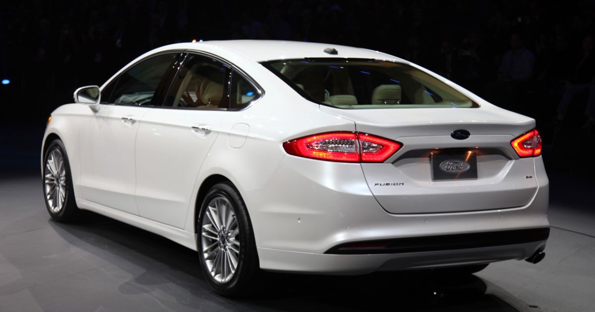 2013 Ford Mondeo Sedan_6