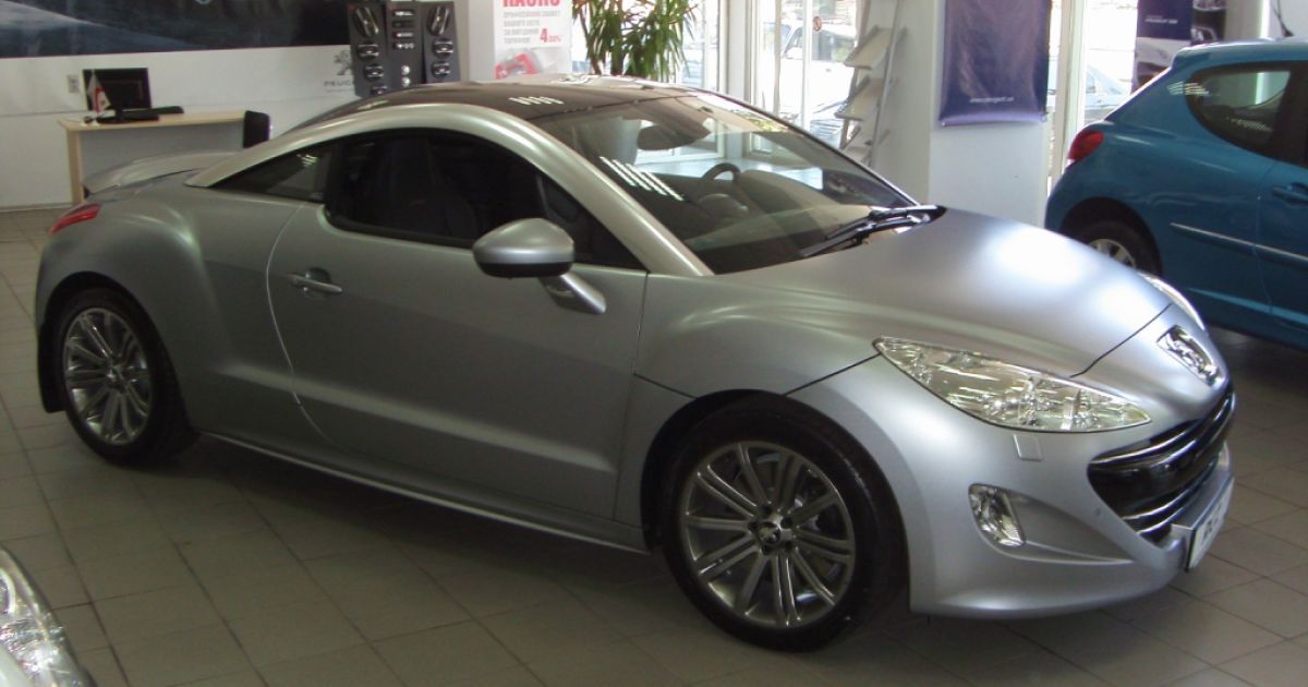 В Украину привезли эксклюзивный Peugeot RCZ Asphalt