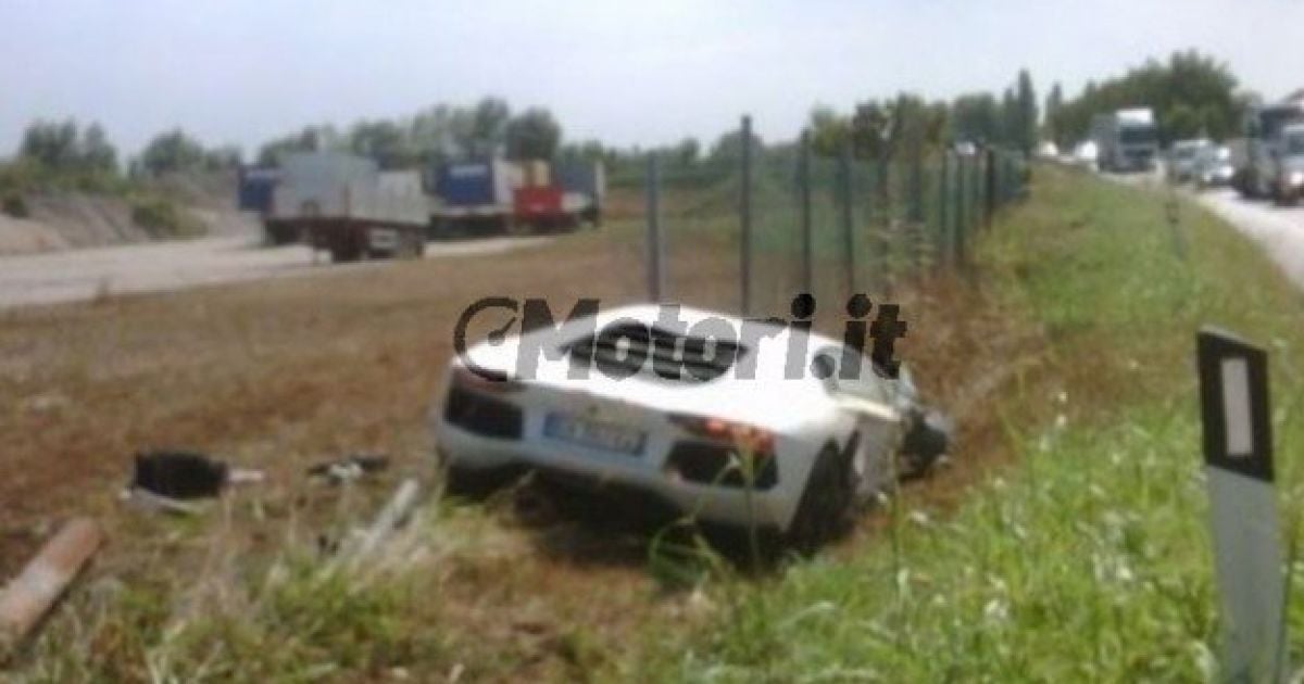 В Италии разбит первый Lamborghini Aventador