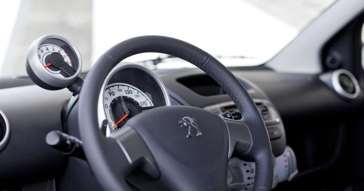 В марте стартуют продажи обновленного Peugeot 107_2
