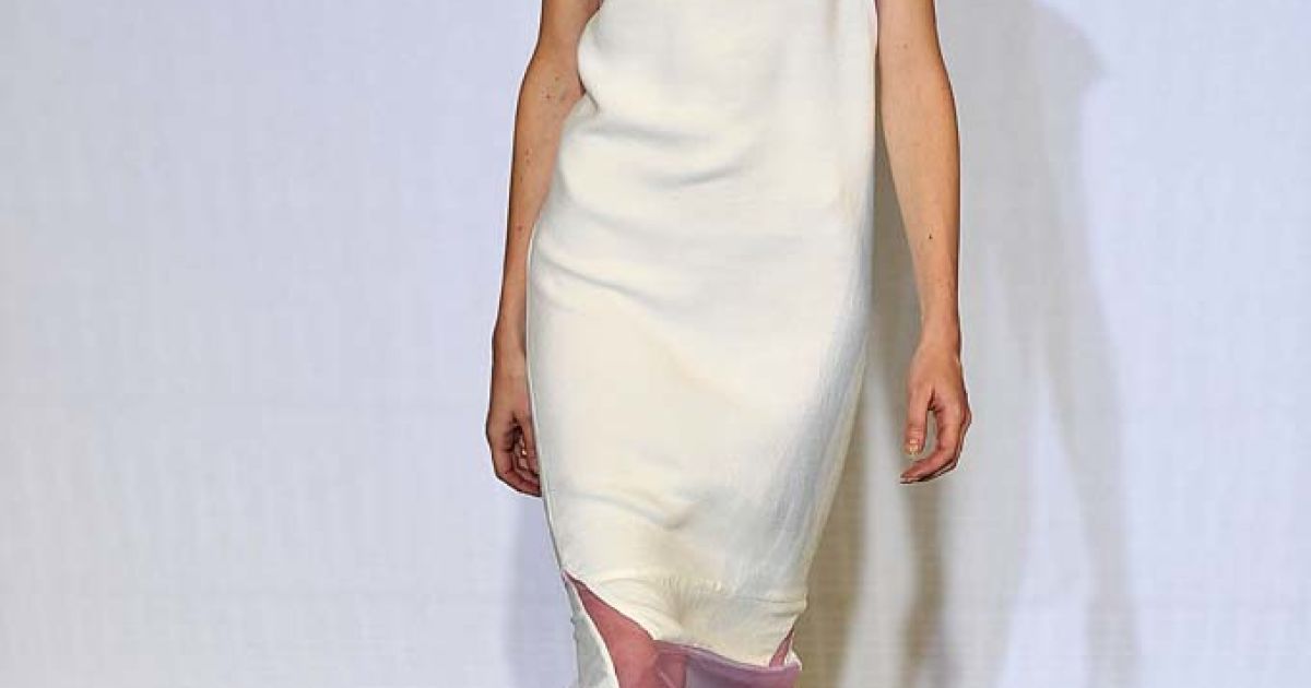 Costume National прет-а-порте весна-лето 2012 / © EastNews
