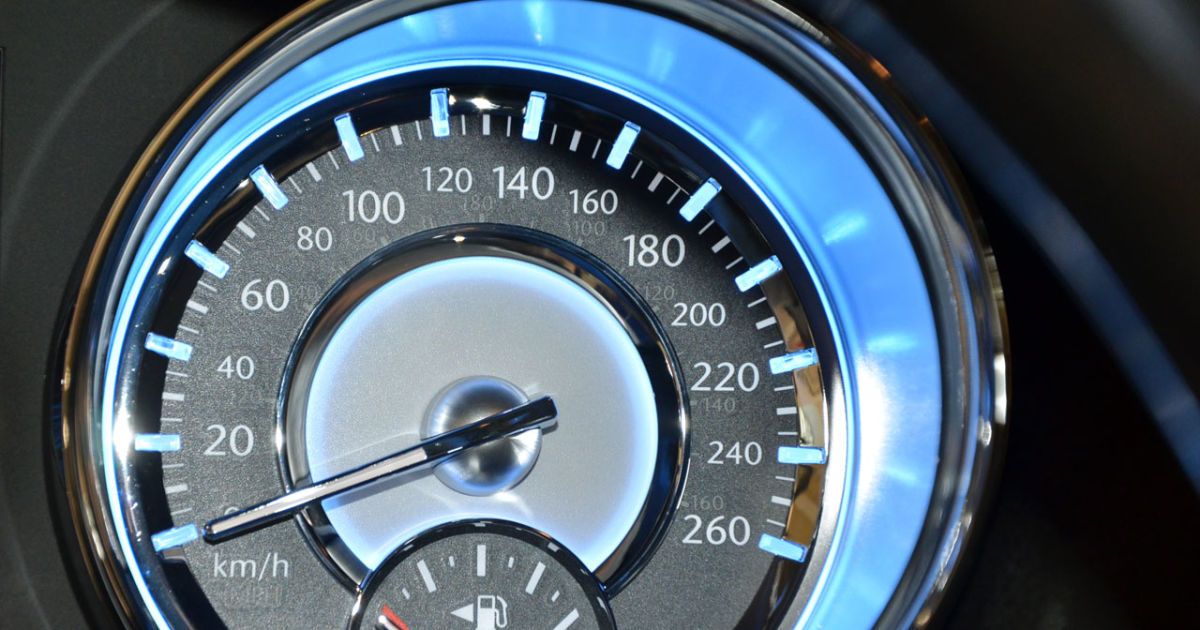 Новый Chrysler 300C уже в Украине_24