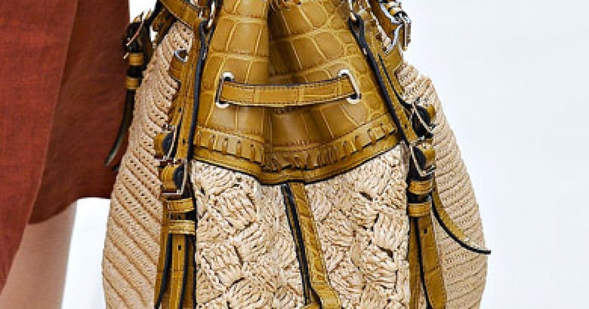 Burberry_11 / © ispiednews.net