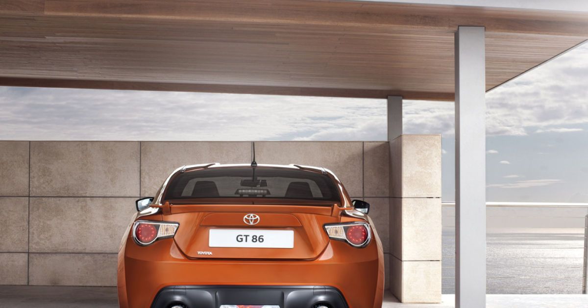 В Токио пройдет премьера нового купе Toyota _5