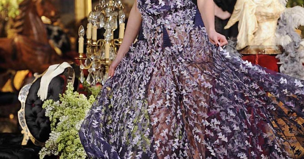 John Galliano прет-а-порте осень-зима 2011-2012 / © EastNews