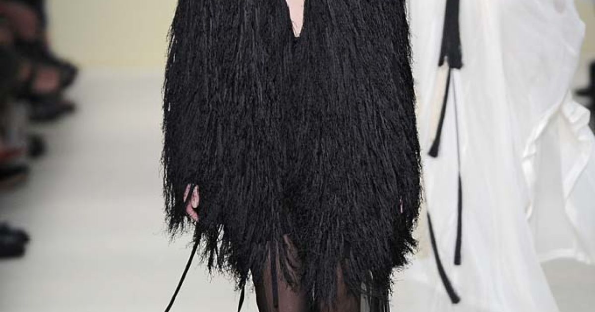 Ann Demeulemeester  прет-а-порте весна-лето 2012 / © EastNews