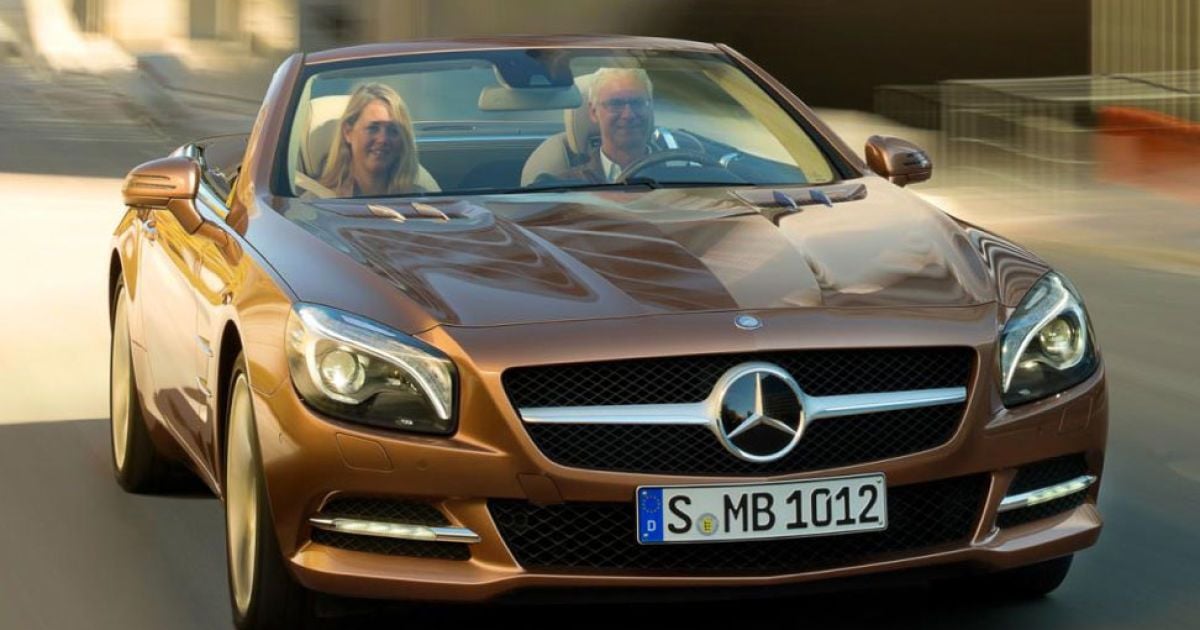 Mercedes рассказал о двигателях нового SLK