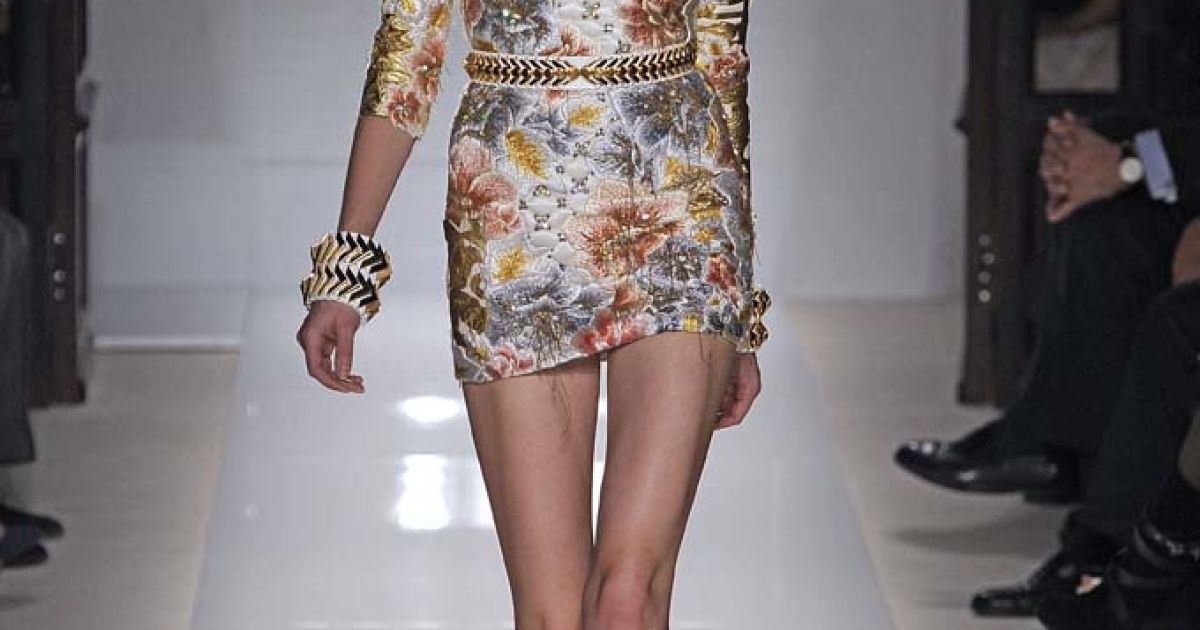 Balmain прет-а-порте весна-лето 2012 / © EastNews