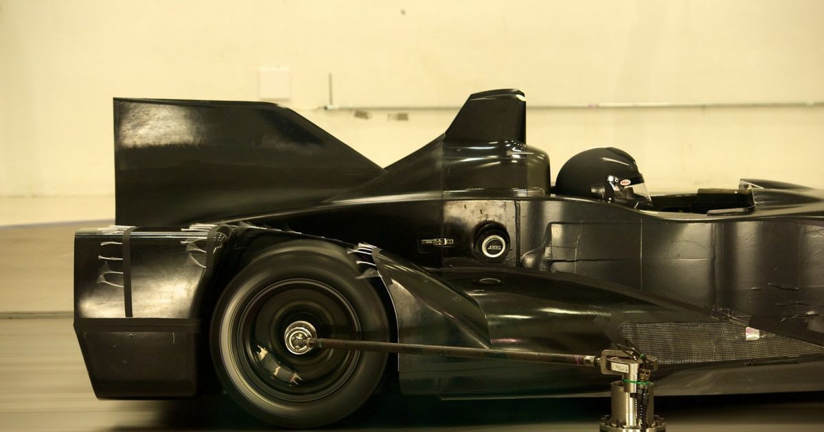 Nissan DeltaWing_3