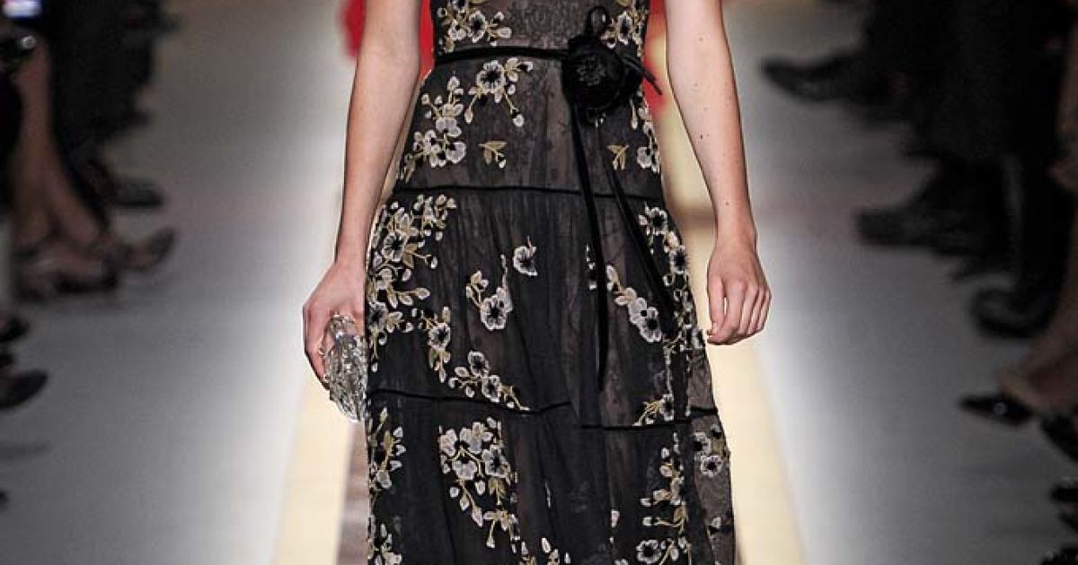 Valentino прет-а-порте весна-лето 2012 / © EastNews