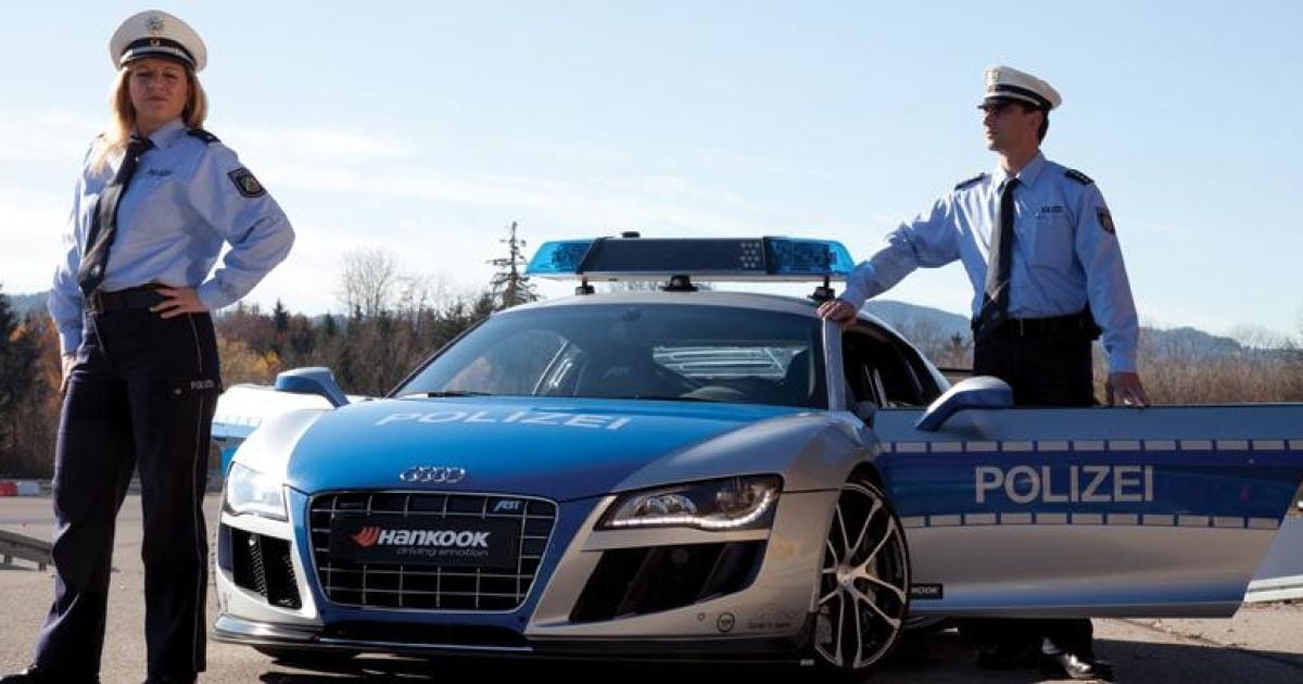Немецкая полиция будет ездить на Audi R8 GTR