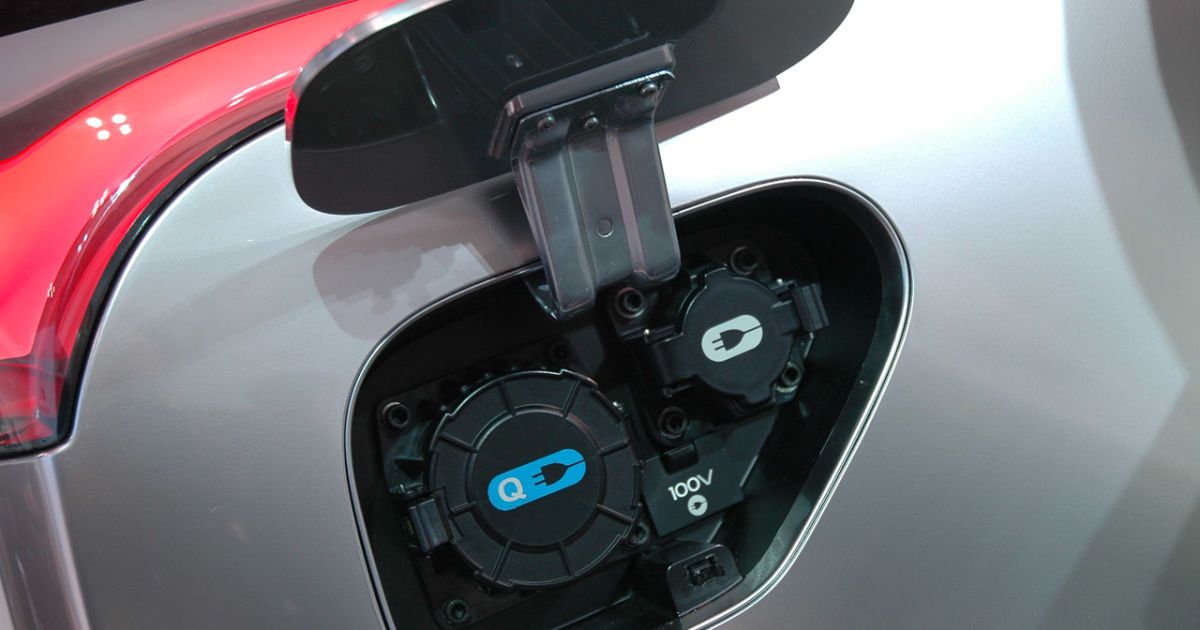 Mitsubishi Concept PX-MiEV II_12