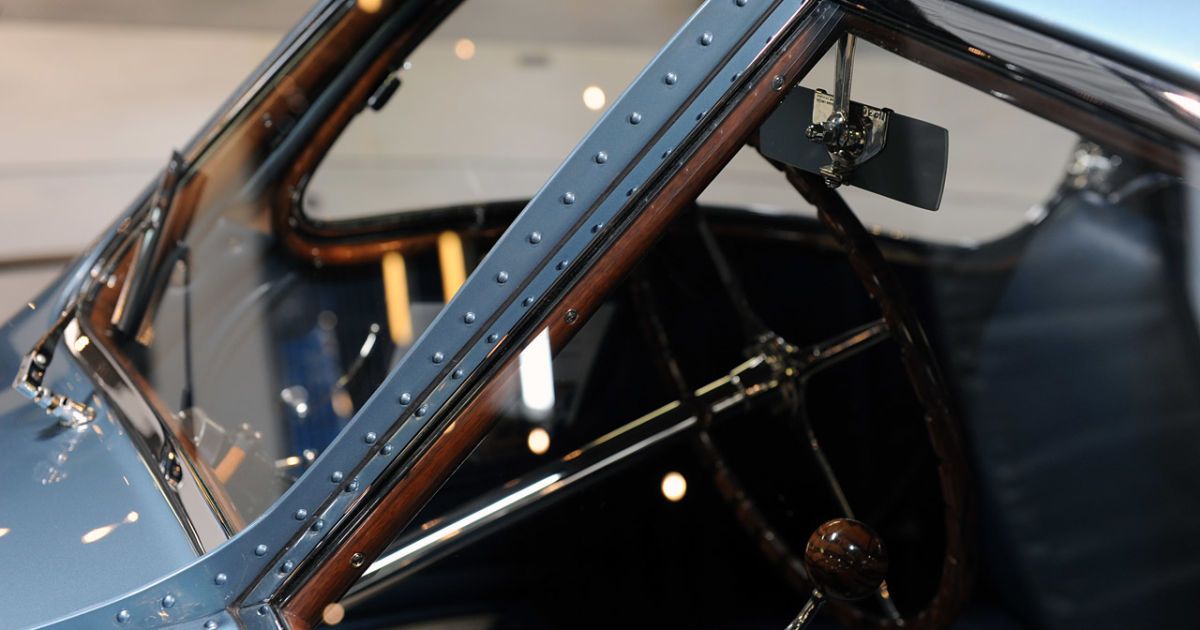 Bugatti 1938 года был продан за $ 38 млн_22