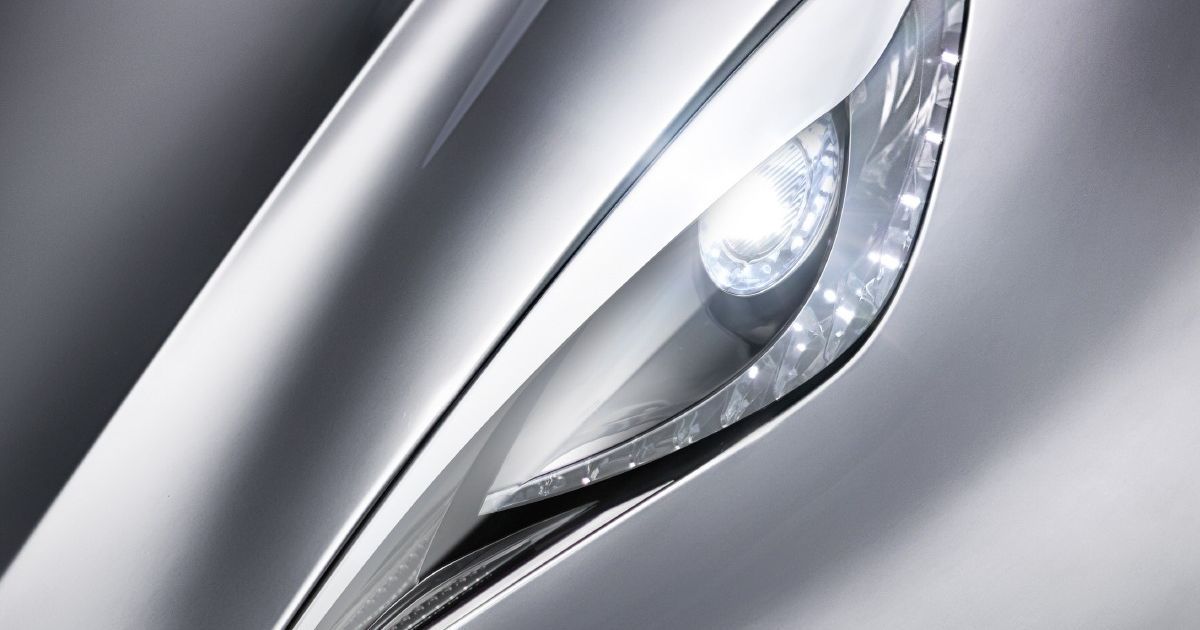 В экологичный спорткар Infiniti прокрался ДВС_2