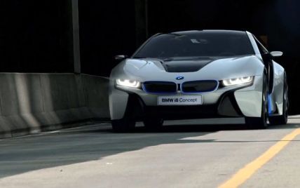 В сети появилось новое промо BMW i3 и i8