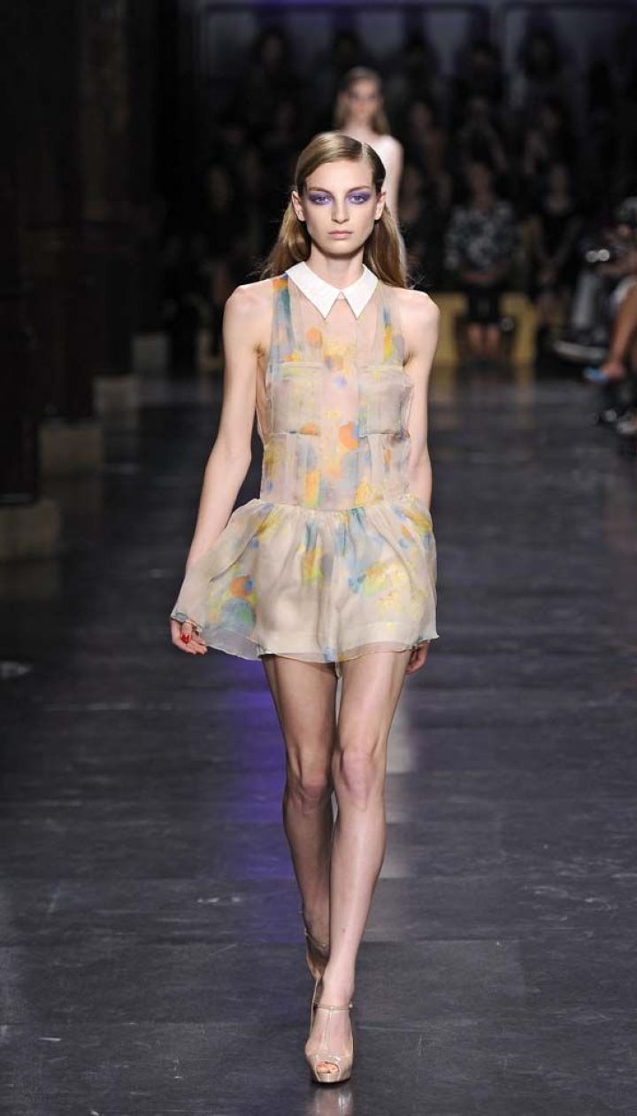 Сарафаны и легкие платья из ситца от Cacharel — Писк моды