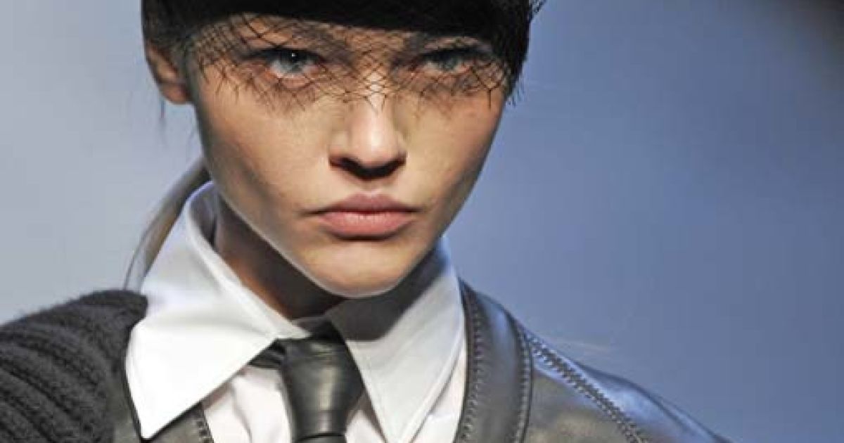 Hermes прет-а-порте осень-зима 2010-2011 (East News)